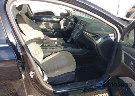 2019 Ford Fusion S z USA, uszkodzony, nr VIN 3FA6P0G7XKR268622